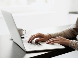 Cara Mudah Uninstall Aplikasi di Laptop Windows dan macOS