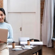 7 Pilihan Karier Bergaji Tinggi di 2025 yang Cocok untuk Introvert