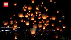 VIDEO: Festival Lampion Terbang Tahun Ular Hiasi Langit Malam Taiwan