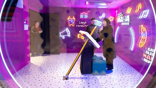 FOTO: HaHaHouse, Museum Tawa Pertama di Dunia yang Siap Menghibur