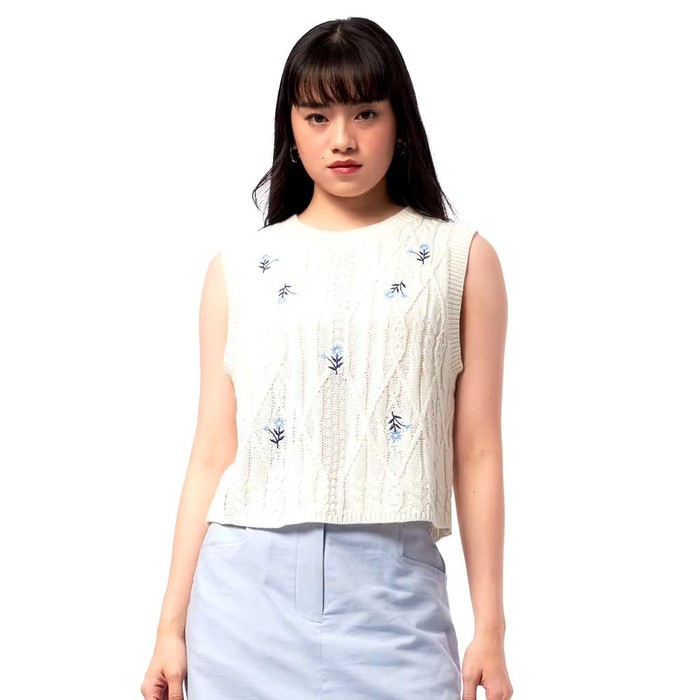 COLORBOX Embroidered Sleeveless Knit Top Ecru