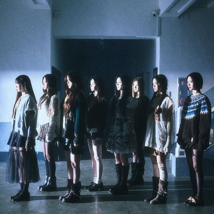 <p>Bahkan, <em>girl grup</em> yang beranggotakan delapan orang ini baru saja membagikan foto-foto untuk <em>teaser</em> mereka yang berjudul <em>The Chase</em>. (Foto: Instagram@hearts2hearts)</p>