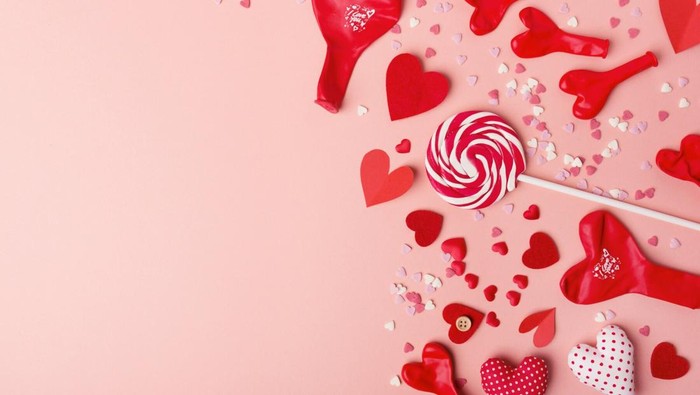 BeauPicks: 5 Ide Kado Valentine Terbaik Selain Cokelat yang Unik dan Berkesan, Mulai Rp20 Ribuan!