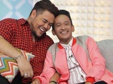 img-title Ivan Gunawan Bongkar Kebiasaan Ruben Onsu Usai Mualaf yang Bikin Takjub