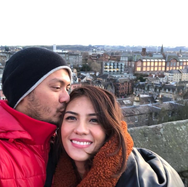 <p>Meski sudah lebih dari satu dekade bersama, Nadila dan Eno selalu tampil kompak, Bunda. Dalam beberapa kesempatan, keduanya pun kerap membagikan potret romantis. (Foto: Instagram: @nadila_ernesta)</p>