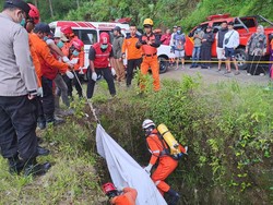 Video: Pria di Tegal Tewas saat Masuk Lubang Galian, Diduga Hirup Gas Beracun