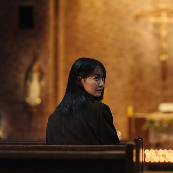 Shin Min Ah dalam drama Korea Karma