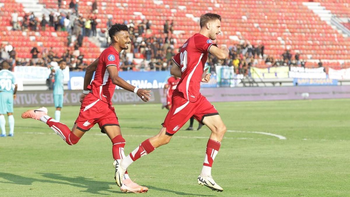 Hasil Liga 1: Balotelli Kartu Merah, Arema vs PSM Imbang