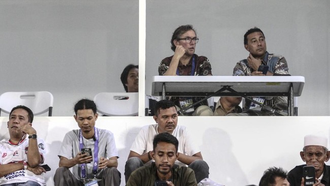 Asisten pelatih Timnas Indonesia Denny Landzaat menyatakan saat ini sudah memasuki tahap kerja keras mempersiapkan tim menuju Kualifikasi Piala Dunia 2026.