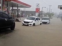 10 Kecamatan di Maros Diterjang Banjir, Sejumlah Ruas Jalan Terputus