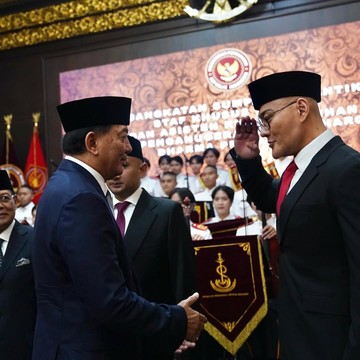 Deddy Corbuzier Dilantik Jadi Stafsus Menhan Usai Viral Sindir Siswa yang Protes Menu MBG, Kini Disorot Warganet!