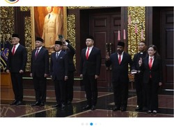 Menhan Lantik Deddy Corbuzier Jadi Stafsus