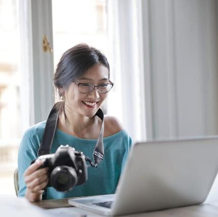 Fotografi dan Jualan Foto Online/Foto: Pexels.com/Andrea Piacquadio