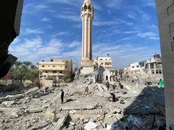 Hari Pertama Ramadan di Gaza, Warga Setempat Berpuasa di Tengah Reruntuhan