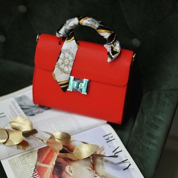 'Dupe Culture' Merajalela, Ini Bedanya Produk Palsu, KW, dan Designer-Inspired