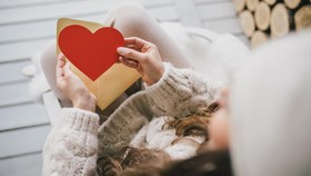 40 Ucapan Hari Valentine Paling Romantis Bahasa Inggris dan Indonesia