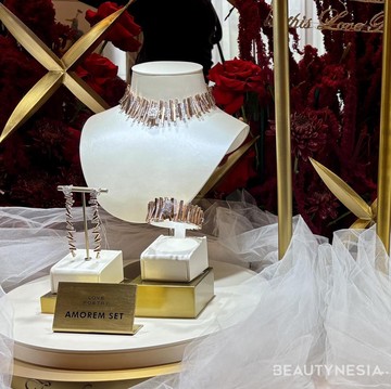Kolaborasi Frank & co. dan Monica Ivena Berlanjut, Koleksi Terbarunya 'Love Poetry Luxury Collection'