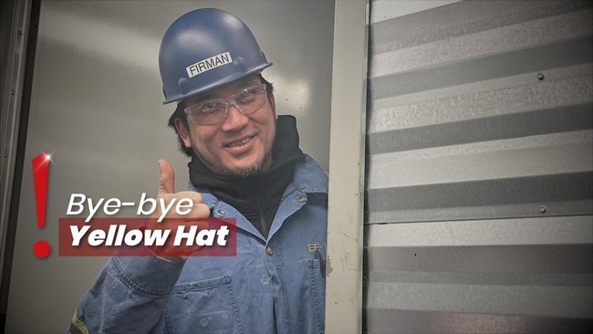 Senyum Tengku Firmansyah, Pamer Helm Biru Berhasil Naik Jabatan