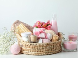 30 Rekomendasi Hadiah Valentine untuk Pacar Wanita, Spesial dan Bermanfaat