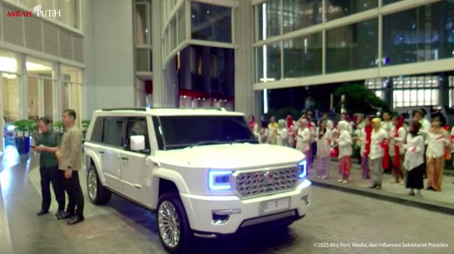 Viral Mobil Limousine Garuda Milik Prabowo Isi Bensin di SPBU Swasta