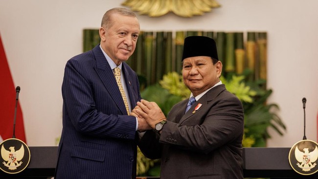 Kedatangan Presiden Turki Recep Tayyip Erdogan ke Indonesia sampai WHO puji program cek kesehatan gratis menjadi sorotan berita internasional pada Rabu (12/2).