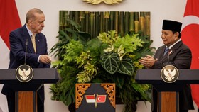 FOTO: Momen Pertemuan Bilateral Prabowo-Erdogan di Istana Bogor