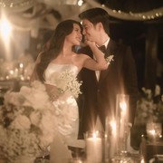 Pesona Bak Princess, Intip Gaun Shenina Cinnamon di Resepsi Pernikahannya