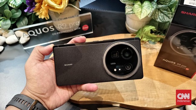 Sharp meluncurkan ponsel flagship terbarunya Aquos R9 Pro dengan menawarkan sejumlah promo di masa pre-order, salah satunya bonus Google TV 43 inci.