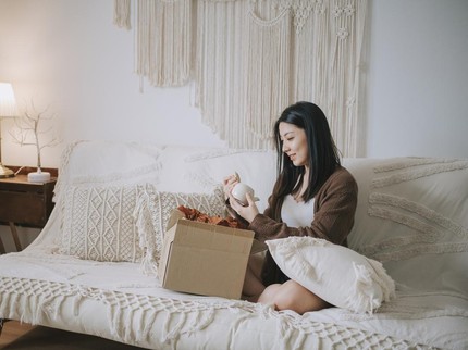 20 Kado untuk Ibu Melahirkan yang Berkesan dan Bermanfaat