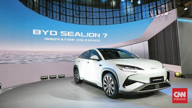 BYD Sealion 7 yang diluncurkan di IIMS 2025 mengadopsi banyak fitur canggih.