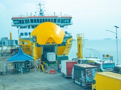 Jelang Lebaran 2025, ASDP Siapkan 67 Kapal di Merak-Perluas Lahan Parkir