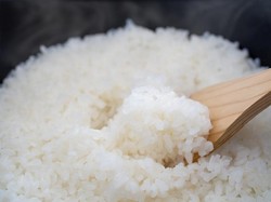 Ini Ciri Sekaligus Cara Mencegah Nasi Agar Tidak Cepat Basi