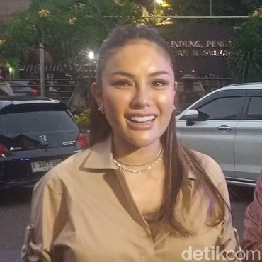 Sidang Gugatan Wanprestasi Nikita Mirzani Ditunda Karena Reza Gladys Absen