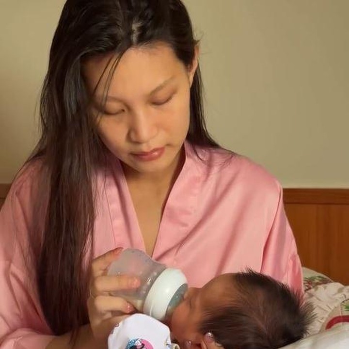 <p>Presenter Patricia Gouw kini tengah disibukkan dengan peran barunya sebagai Bunda satu anak. Perempuan 34 tahun ini melahirkan anak pertamanya, Zoe Harper Bertoli, pada 28 September 2024. (Foto: Instagram @patriciagouw)</p>