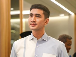 Permintaan Verrell Bramasta ke Mendiktisaintek: Jangan Potong Tunjangan Dosen