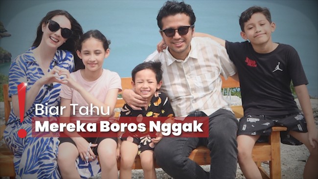 Cara Arumi Bachsin-Emil Dardak Ajarkan Anak Hidup Sederhana dan Adab