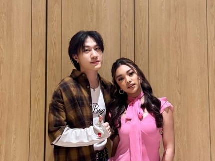 5 Potret Naura Ayu Duet bersama Idol K-Pop Bang Yedam, Bawakan Lagu Romantis