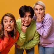 Stop Oversharing! 5 Hal yang Sebaiknya Tidak Diceritakan ke Orang Lain