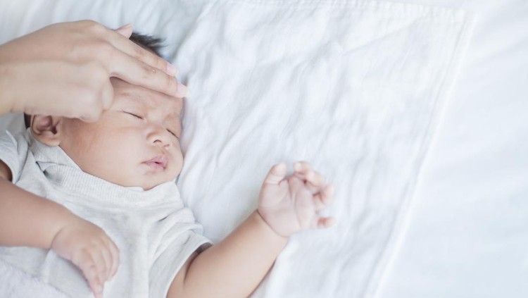 Ilustrasi Kepala Bayi Panas Ilustrasi Kepala Bayi Panas