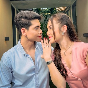 Langkahi Verrell Bramasta, Athalla Naufal Lamar Elina Joerg