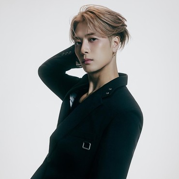 Lirik Lagu High Alone - Jackson GOT7