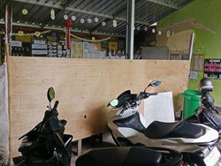 SD di Lombok Timur Rusak Sejak Gempa 2018, Siswa Belajar di Parkiran-Gudang