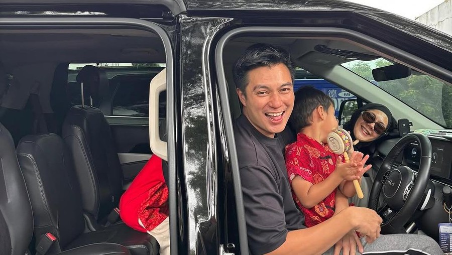 Paula Verhoven dan Baim Wong Paula Verhoven dan Baim Wong