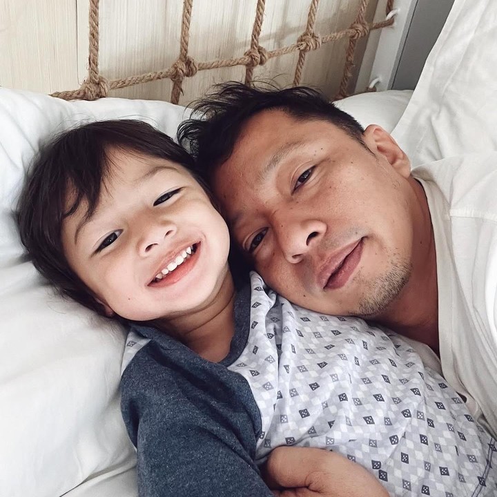 <p>Banyak netizen yang dibuat gemas dengan tingkah laku Mars nih, Bunda. Tidak sedikit pula yang mendoakan agar Mars selalu diberikan kesehatan, Bunda. (Foto: Instagram: @sabaidieter)</p>