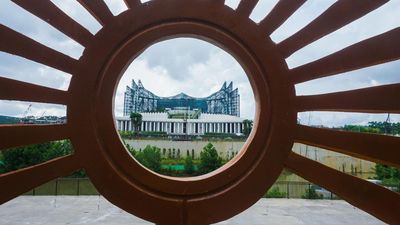 Suasana di  Kawasan Inti Pusat Pemerintahan (KIPP) di Ibu Kota Nusantara (IKN), Penajam Paser Utara, Kalimantan Timur, Kamis (13/2/2025).