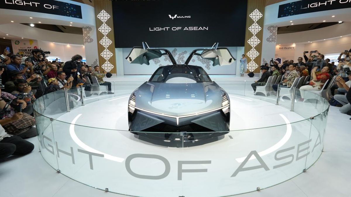 Mobil Pintu Gullwing Wuling Mampir ke Malaysia setelah Indonesia