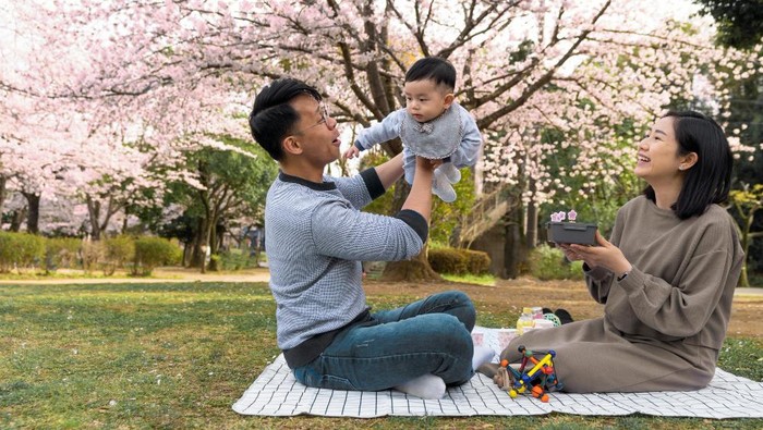 6 Rekomendasi Buku Parenting yang Cocok Dibaca untuk Orang Tua Baru
