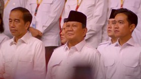 Jokowi soal Nebeng Mobil Gibran di HUT Gerindra: Ban Mobil Saya Gembos