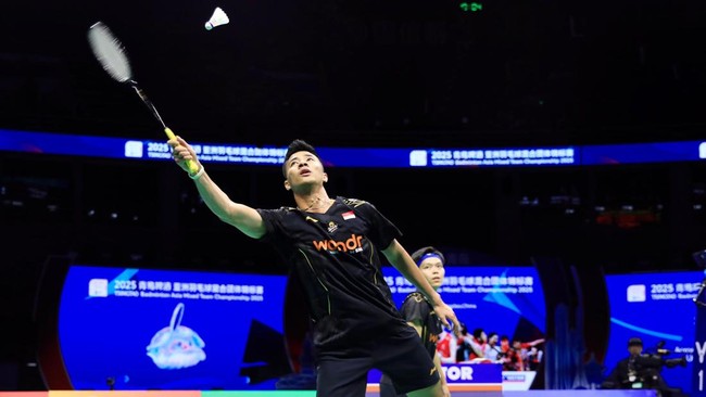 PBSI Resmi Pasangkan Dejan dan Bernadine Dejan Ferdinansyah resmi berpasangan dengan Bernadine Anindya Wardana untuk ganda campuran PBSI. Mereka akan tampil di Vietnam Open dan Indonesia Master.