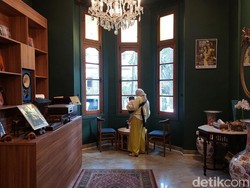 Sensasi Ngopi di Rumah Jadul Kura-kura ala Kopina Kura Bandung